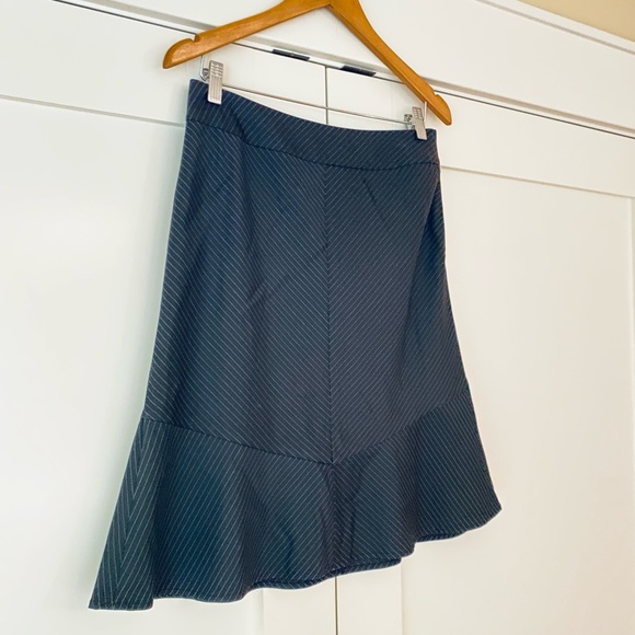 Ann Taylor Dresses & Skirts - Ann Taylor - flounce pencil skirt